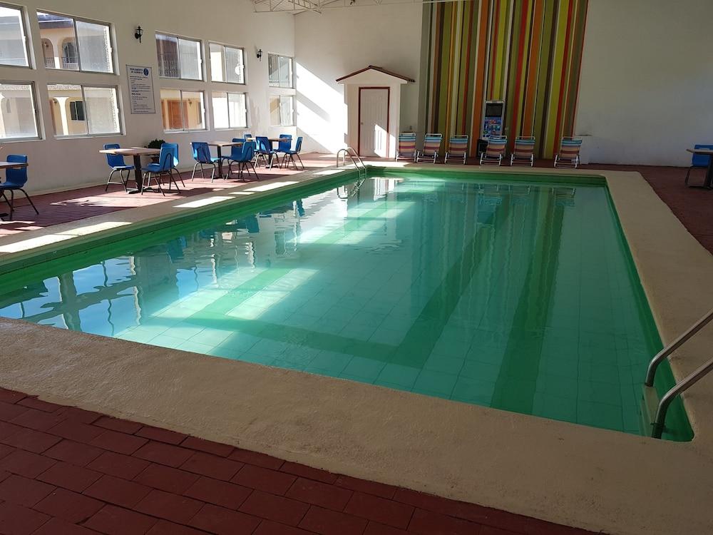 Hotel Cascada Inn Creel Zewnętrze zdjęcie