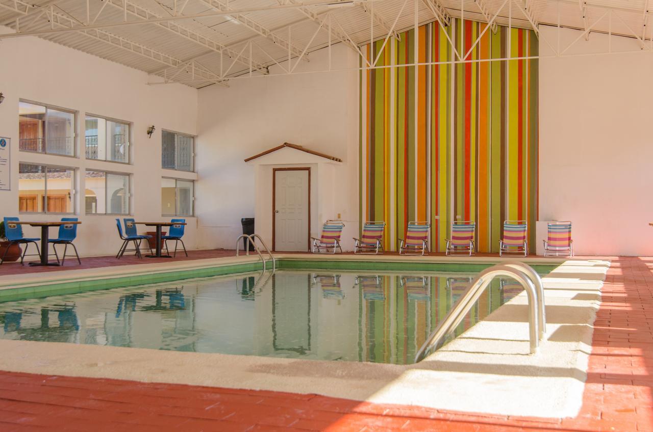 Hotel Cascada Inn Creel Zewnętrze zdjęcie