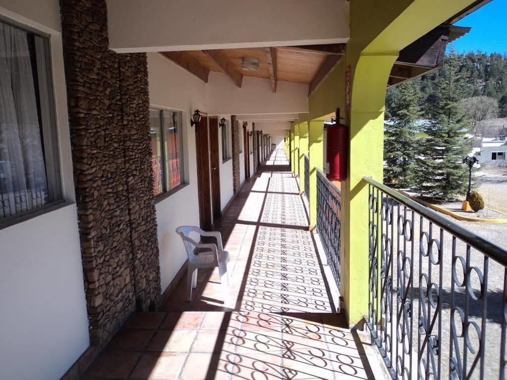Hotel Cascada Inn Creel Zewnętrze zdjęcie